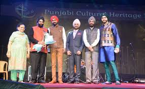 surinder kandhari1.jpg